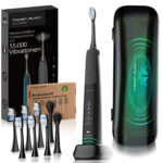 Tristan Auron Schallzahnbürste Sonicmaster mit UV Reiseetui + 6 Bürstenköpfe + 2 Zungenreiniger (schwarz)